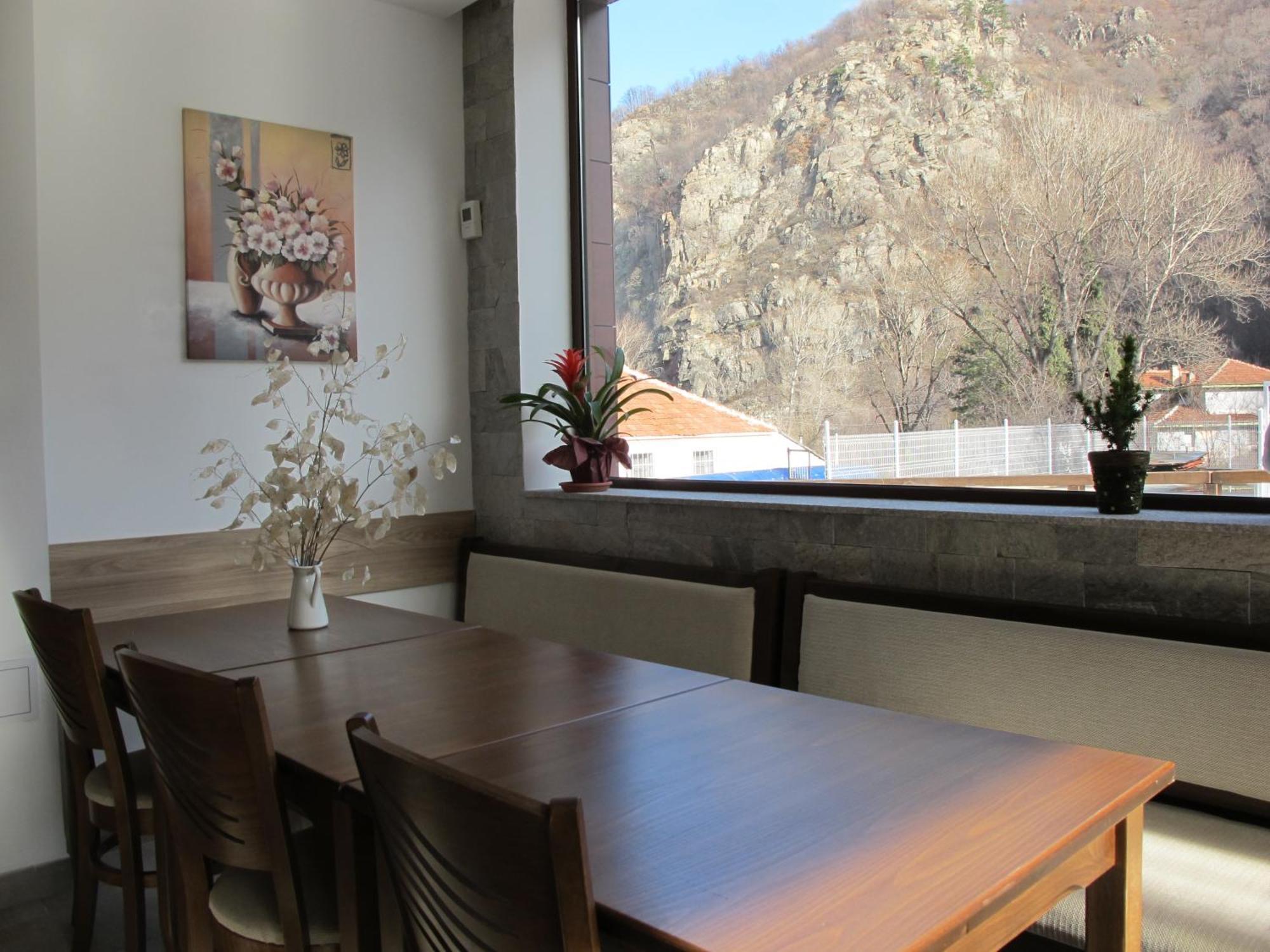 Aqua Varvara Hotel Vetren Dol 외부 사진